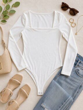 Abercrombie & Fitch White Long Sleeve Square Neck Bodysuit Size M